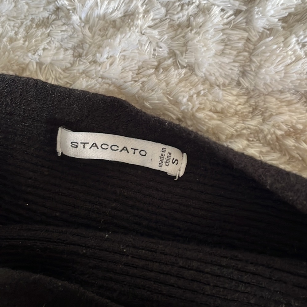 Staccato Dolman Cropped Sweater - Picture 7 of 8